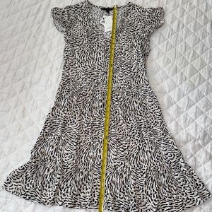 Banana Republic Dress NWT sz small Leopard